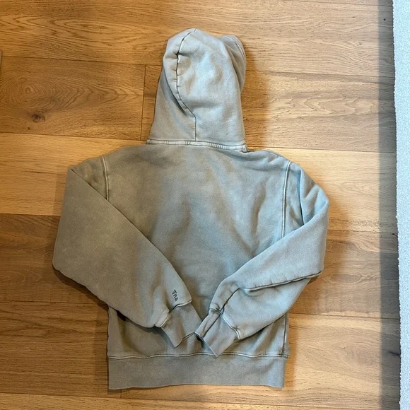 Aritzia TNA cozy fleece perfect fit. - Picture 5 of 7